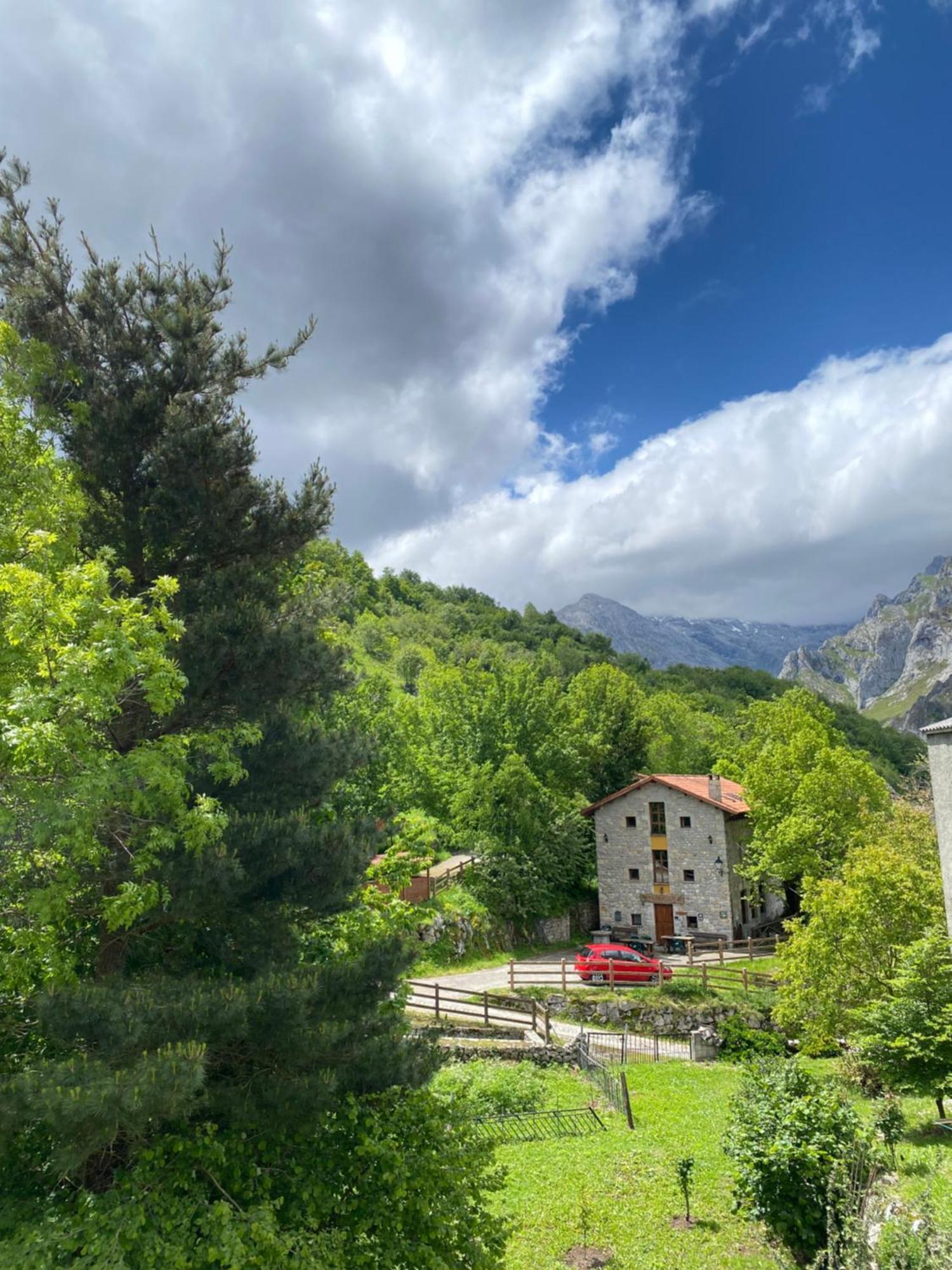 Albergue Pena Castil Sotres Extérieur photo