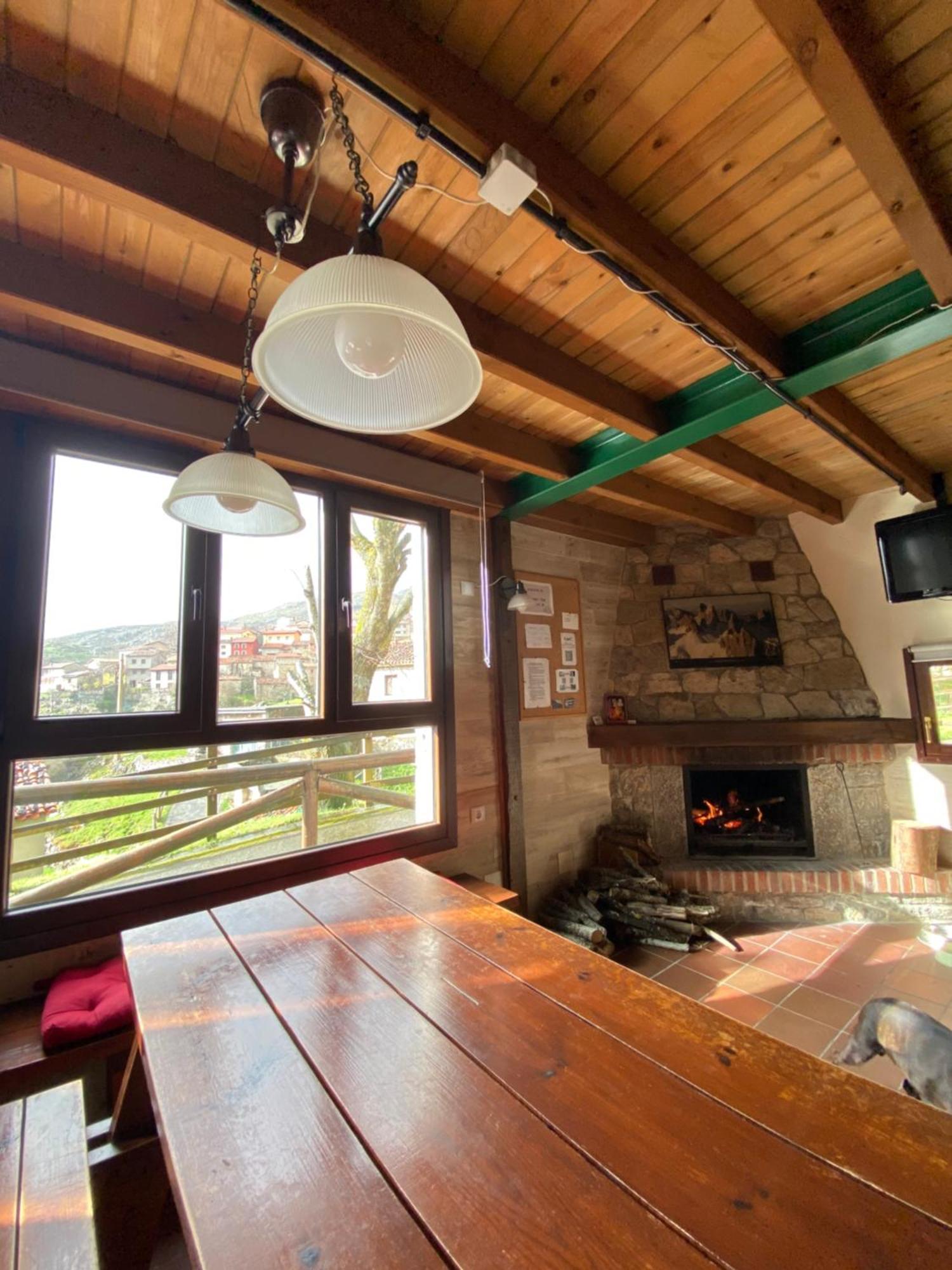 Albergue Pena Castil Sotres Extérieur photo